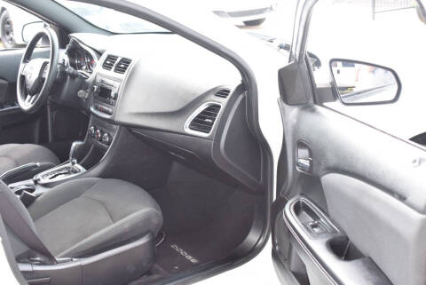 2014 Dodge Avenger SE