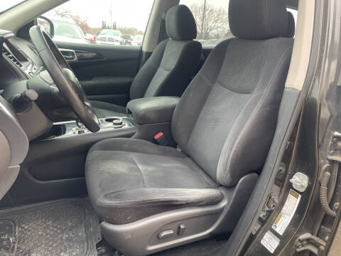 2015 Nissan Pathfinder SV