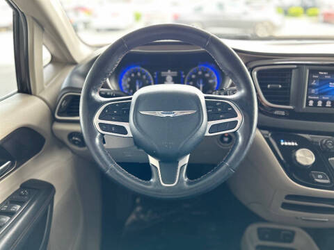 2019 Chrysler Pacifica Touring L