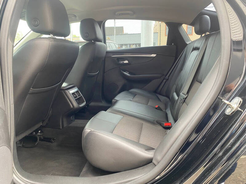 2017 Chevrolet Impala LT