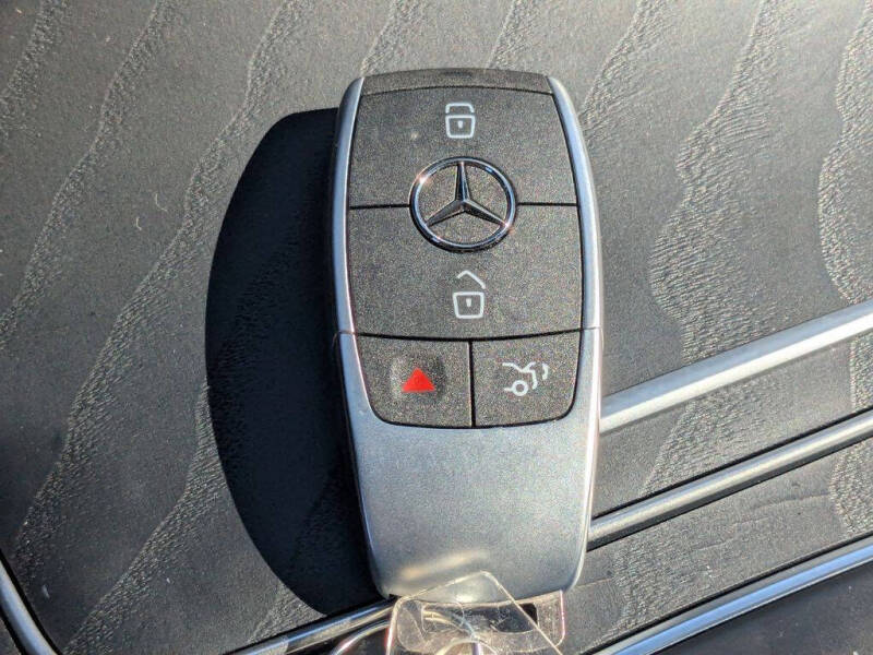 2021 Mercedes-Benz GLC GLC 300