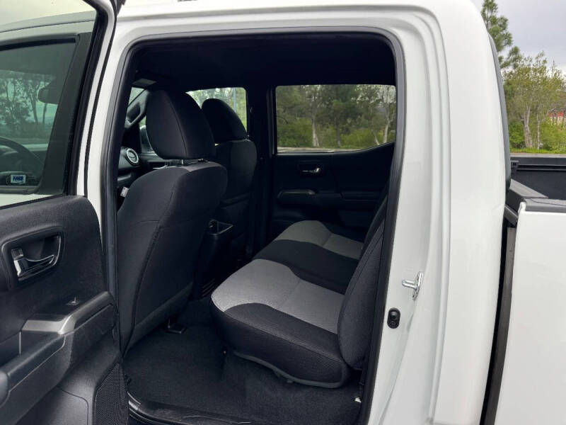 2023 Toyota Tacoma TRD Off-Road