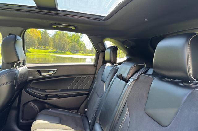 2021 Ford Edge ST