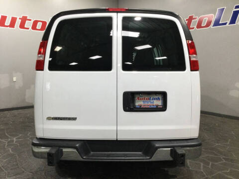 2023 Chevrolet Express 2500