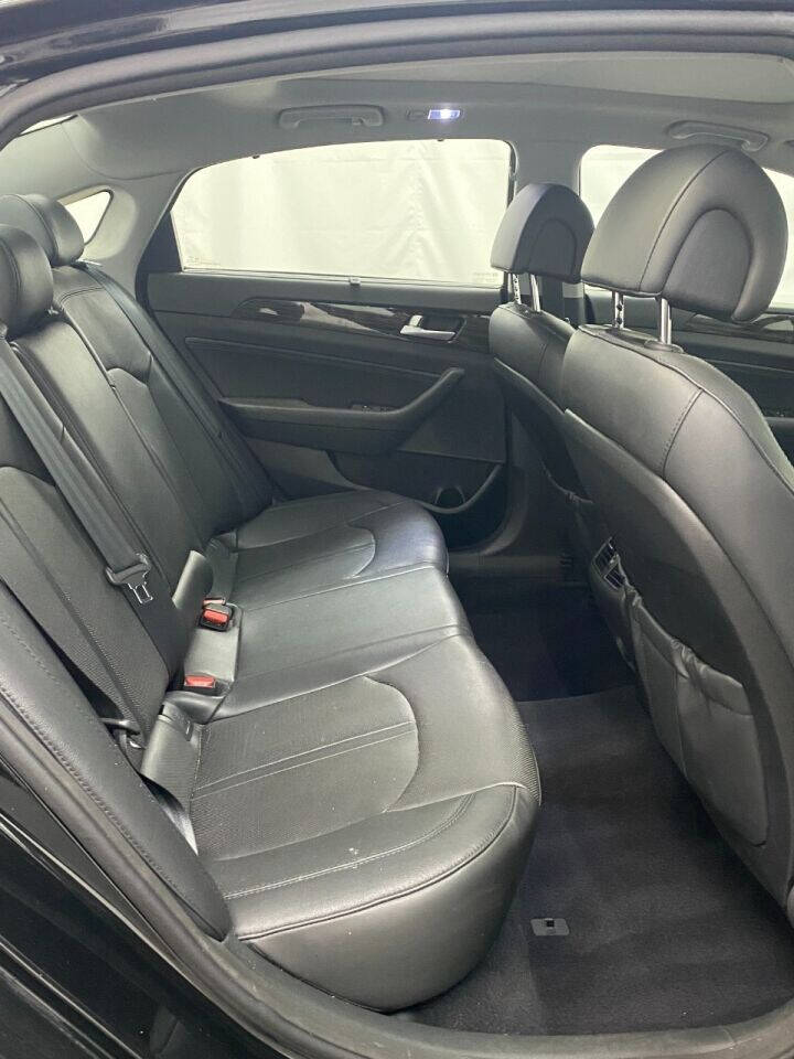 2015 Hyundai Sonata Limited 4dr Sedan - Black exterior view 12