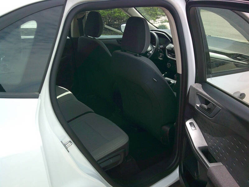 2020 Ford Escape S