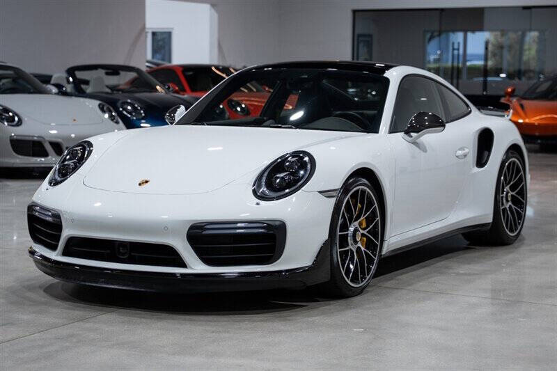 2018 Porsche 911 Turbo S