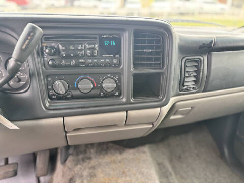2002 Chevrolet Tahoe LS