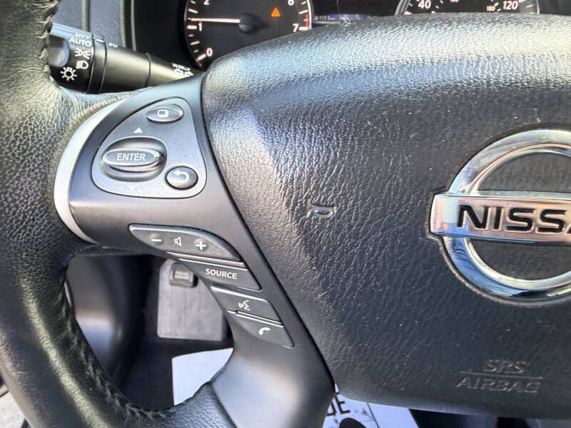 2019 Nissan Pathfinder S