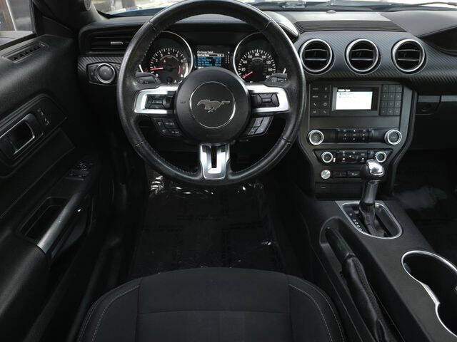 2021 Ford Mustang EcoBoost