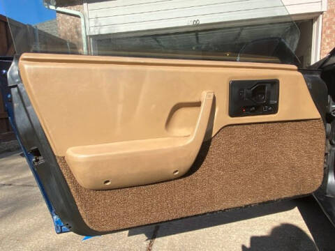 1984 Pontiac Fiero SE