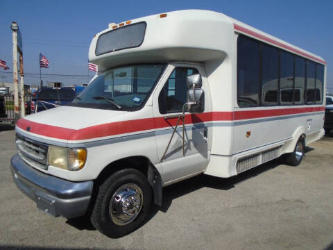 2001 Ford E-Series for sale at TEXAS HOBBY AUTO SALES in Houston TX