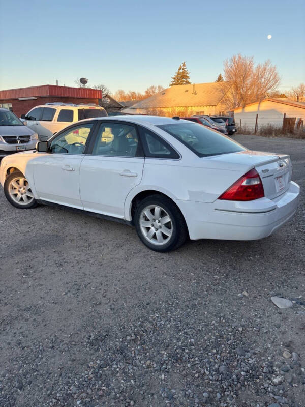 2007 Ford Five Hundred SEL photo 4