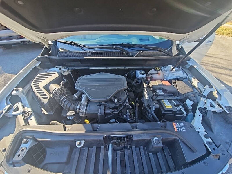 2023 GMC Acadia Denali