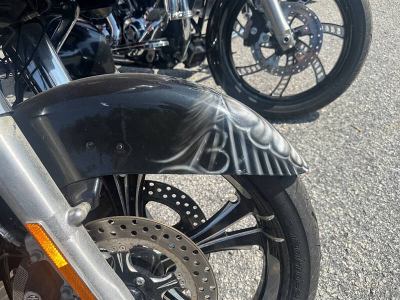 2013 Harley-Davidson FLTRU103 -