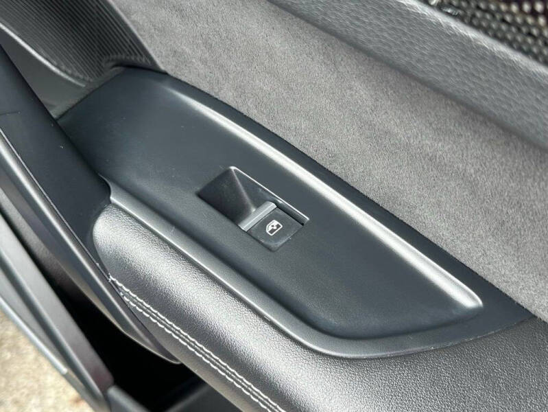 2022 Audi SQ5 3.0T quattro Premium Plus