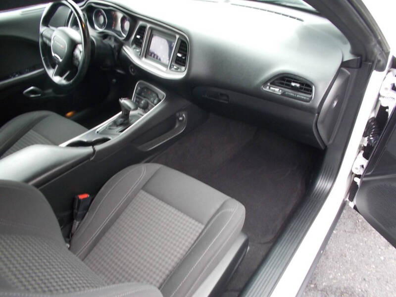 2019 Dodge Challenger SXT