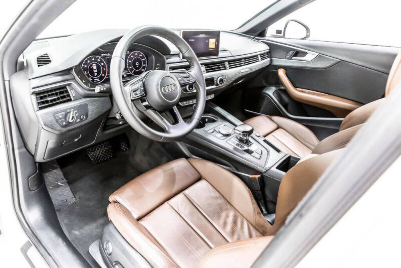 2017 Audi A4 2.0T quattro Premium Plus