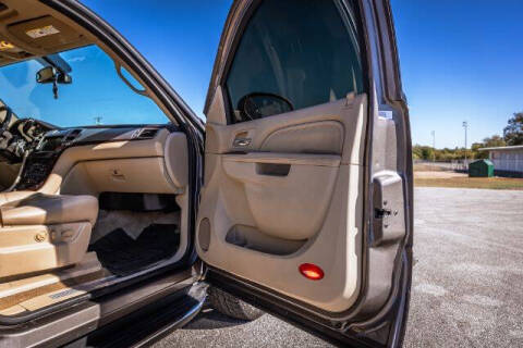 2012 Cadillac Escalade Luxury