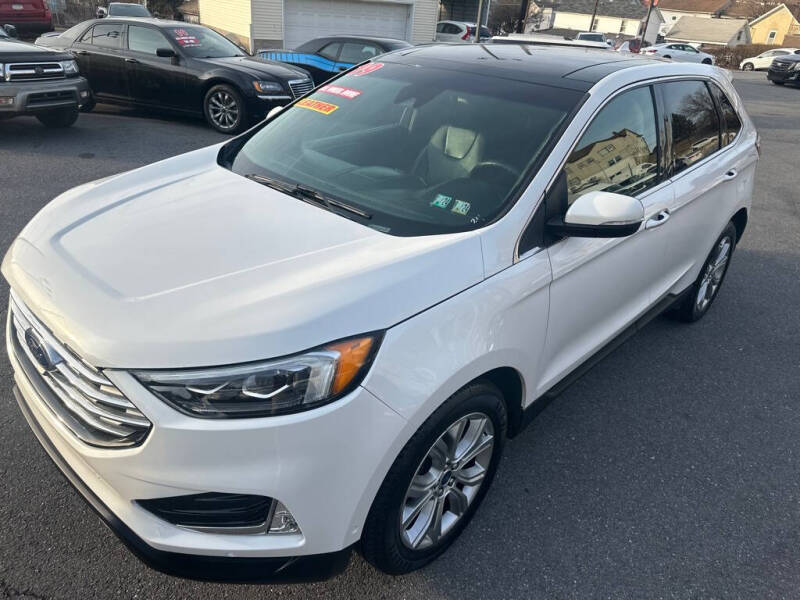 2019 Ford Edge Titanium