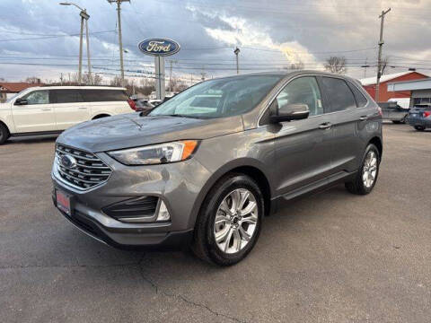 2024 Ford Edge Titanium