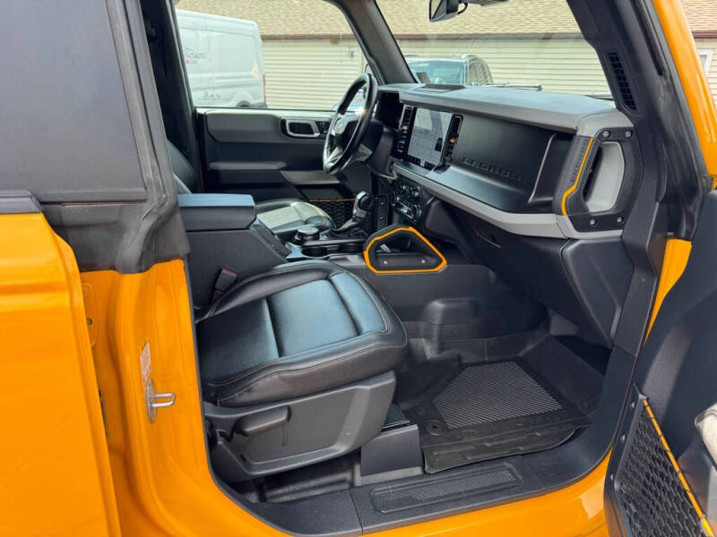 2022 Ford Bronco Badlands Advanced