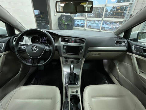 2016 Volkswagen Golf