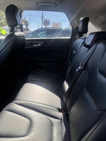 2021 Ford Edge Titanium