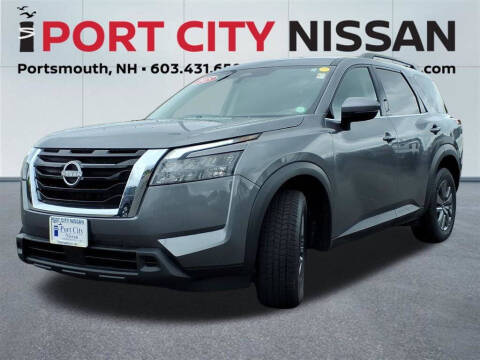 2025 Nissan Pathfinder SV