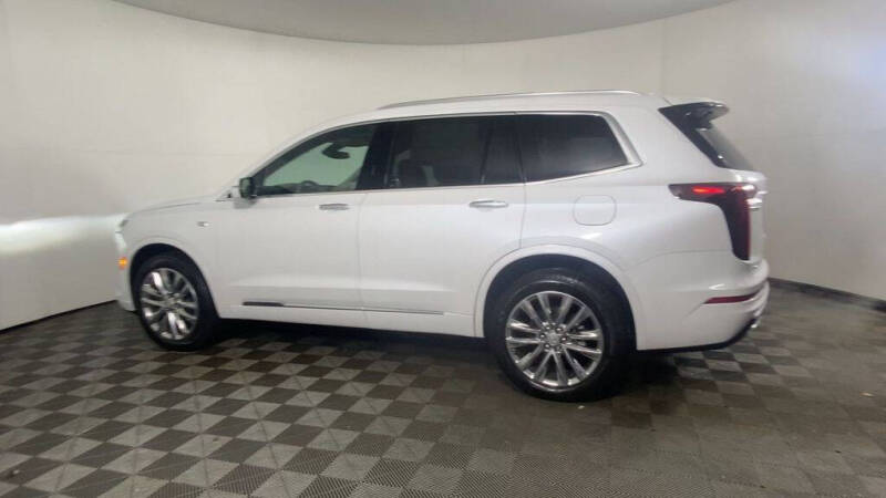 2025 Cadillac XT6 Premium Luxury