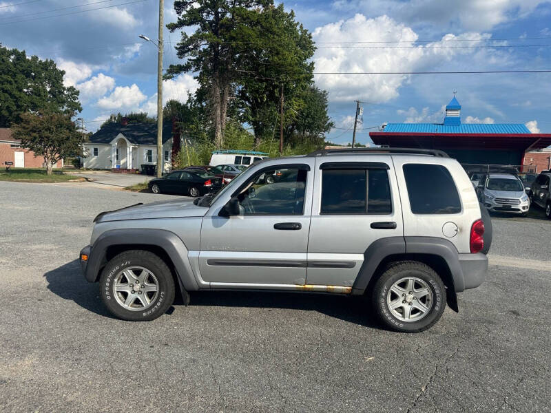 2003 Jeep Liberty null photo 5