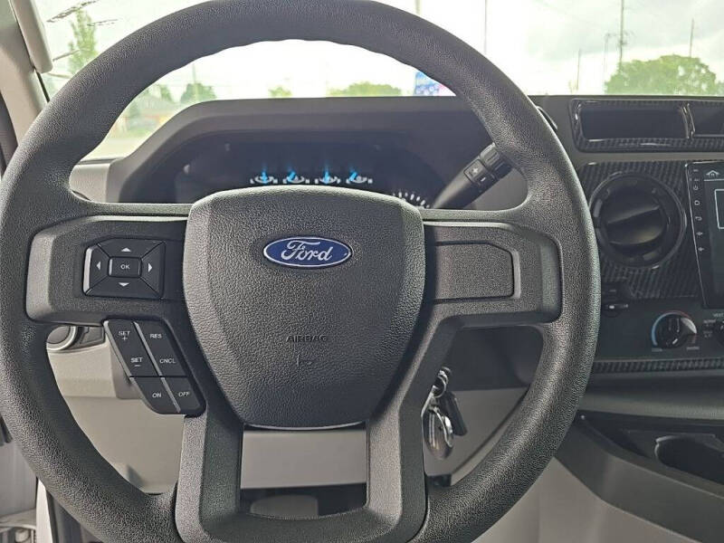 2023 Ford E-Series