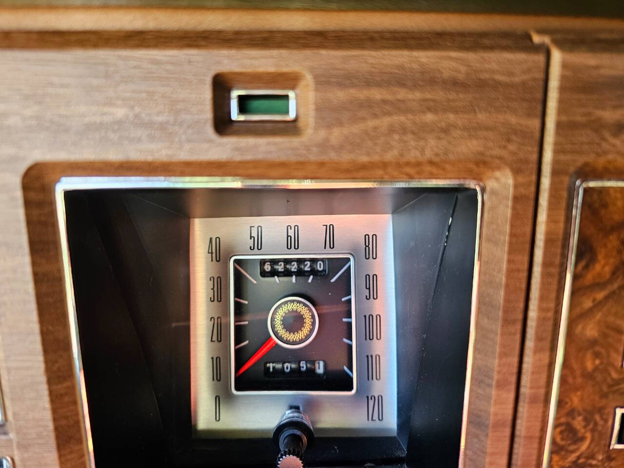 1975 Lincoln Continental 116