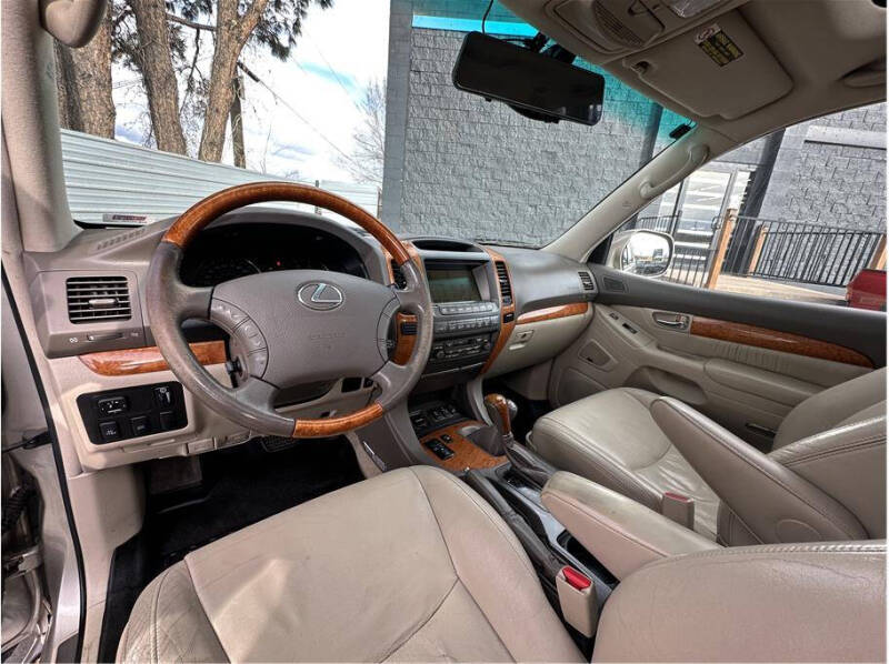 2004 Lexus GX 470