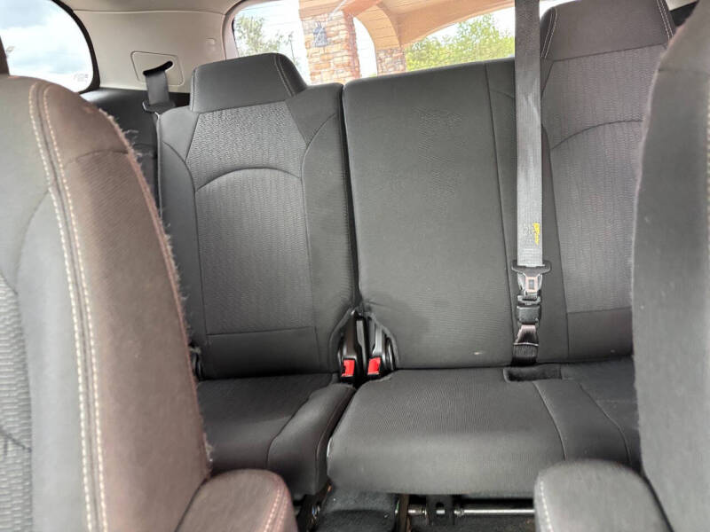 2017 Chevrolet Traverse LT