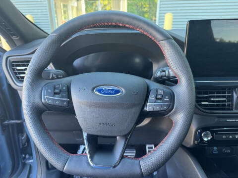2023 Ford Escape ST-Line Select