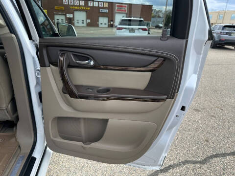 2016 GMC Acadia Denali