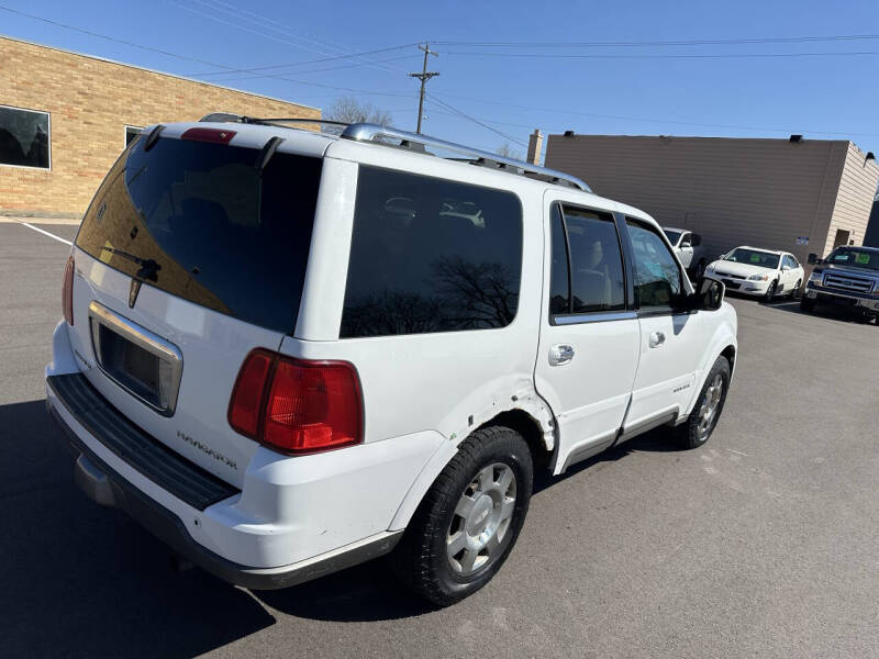 2004 Lincoln Navigator Luxury