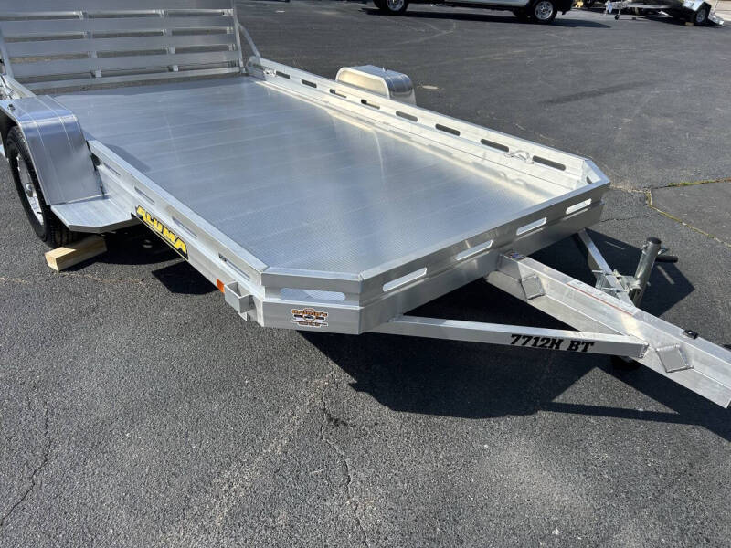 2027 Aluma 12’ Utility