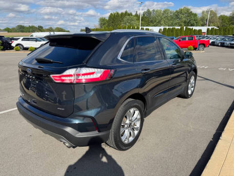 2023 Ford Edge Titanium