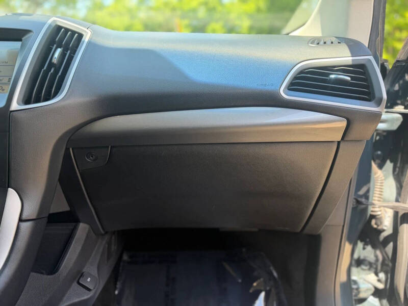 2016 Ford Edge SEL