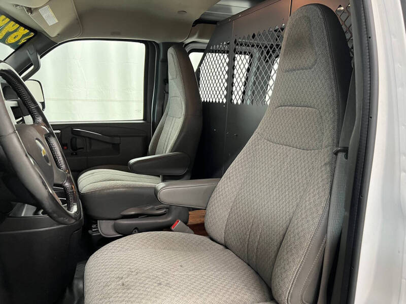 2016 Chevrolet Express 3500