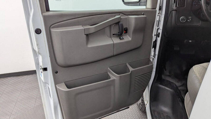 2020 Chevrolet Express 2500
