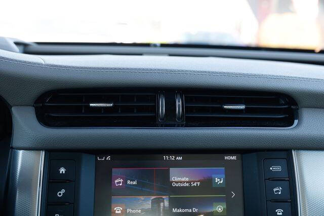 2017 Jaguar XF 35t Prestige