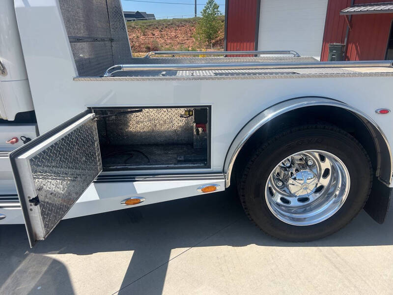2007 Freightliner M2 106