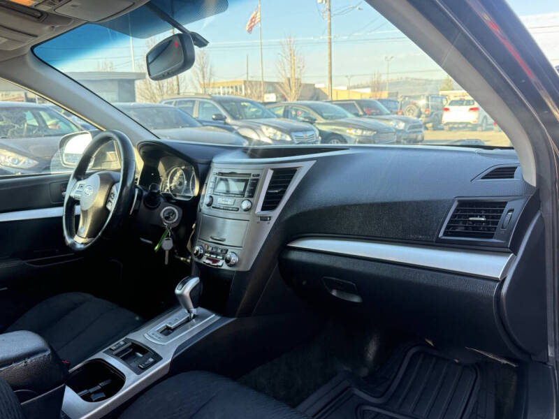 2012 Subaru Outback 2.5i Premium