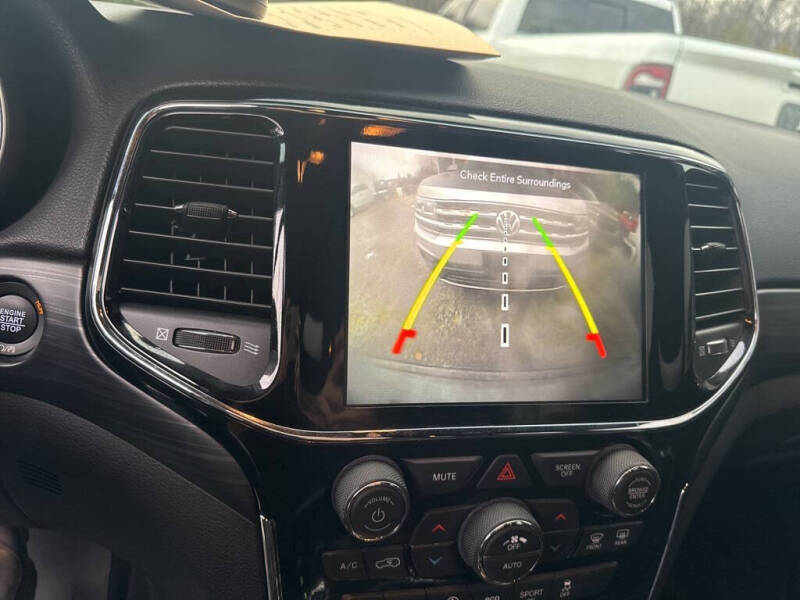 2020 Jeep Grand Cherokee Altitude