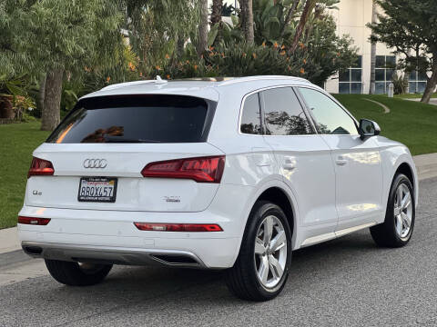 2018 Audi Q5 2.0T quattro Premium Plus
