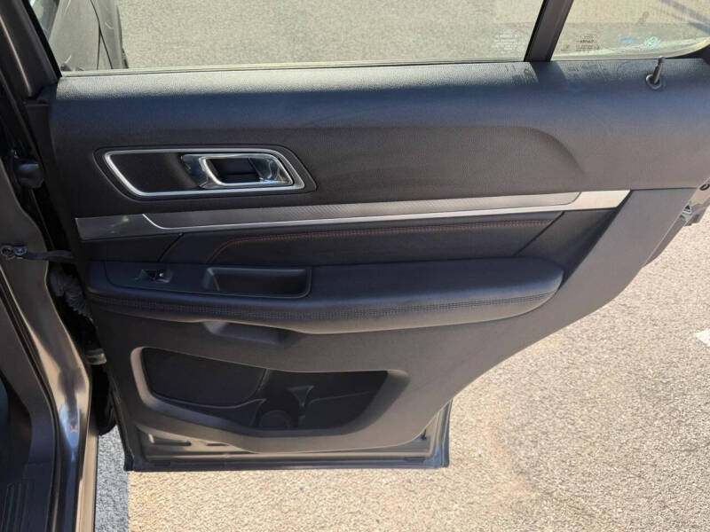 2018 Ford Explorer Sport