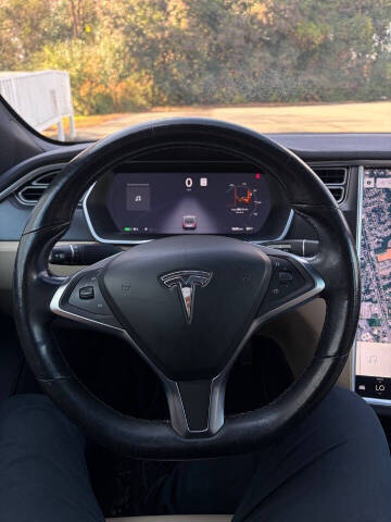 2016 Tesla Model S 75D